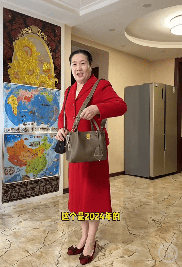 hga050app手机登录_国产女包28年后仍像新的hga050app手机登录,网民发视频近10万人点赞,品牌方:销量涨了四五倍,正计划复刻