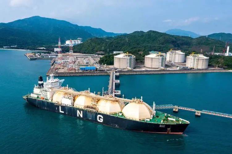 冰岛乙组联赛_伊朗以色列这一仗冰岛乙组联赛,让中国改变了想法,普京终于等来天赐良机?