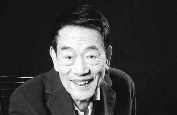 皇冠盘
_助理曝光杨少华死亡原因!吃淀粉肠是去世前3天拍的皇冠盘
,并非临终当天卖货