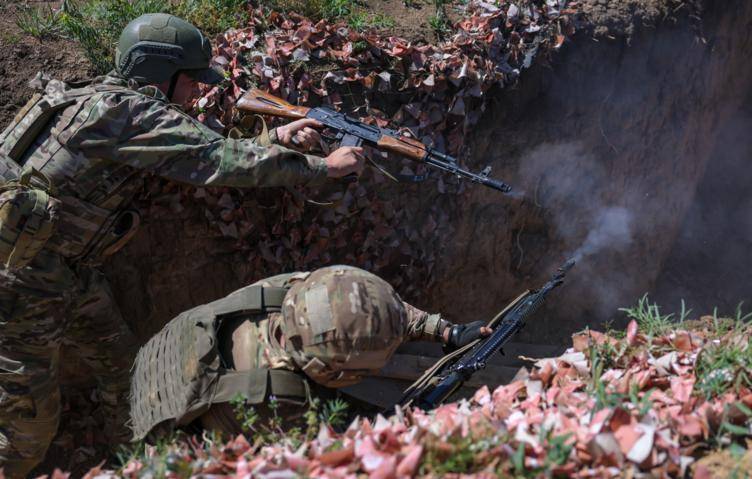 皇冠体育App下载
_红军城被突破皇冠体育App下载
，泽连斯基求饶也晚了，俄媒：乌克兰还有最后的杀招