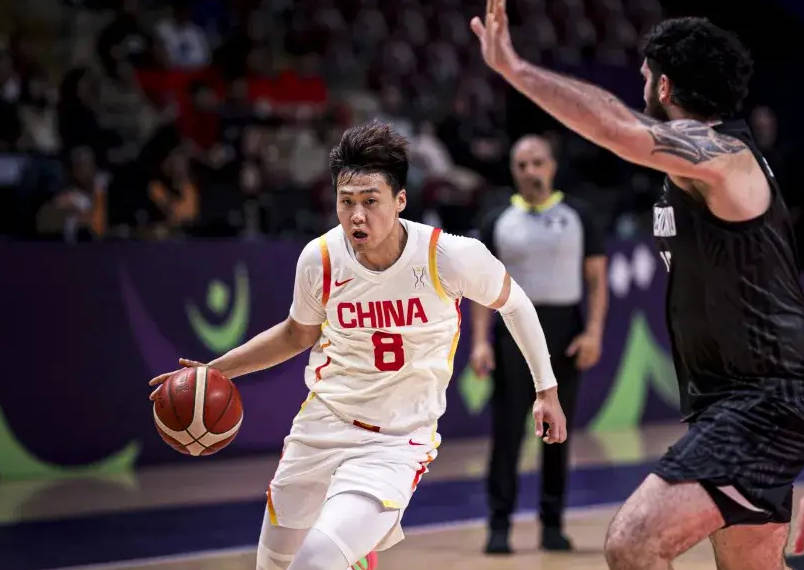 切尔西足球_时隔10年再进亚洲杯决赛切尔西足球!赵睿24+6中国男篮擒新西兰