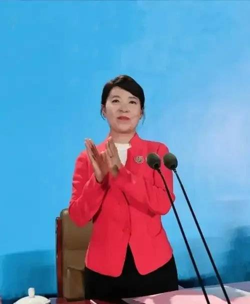 如何代理皇冠信用网_正部级美女大员被查!千万华服堆满多套住宅如何代理皇冠信用网,化妆团队提前数小时待命~